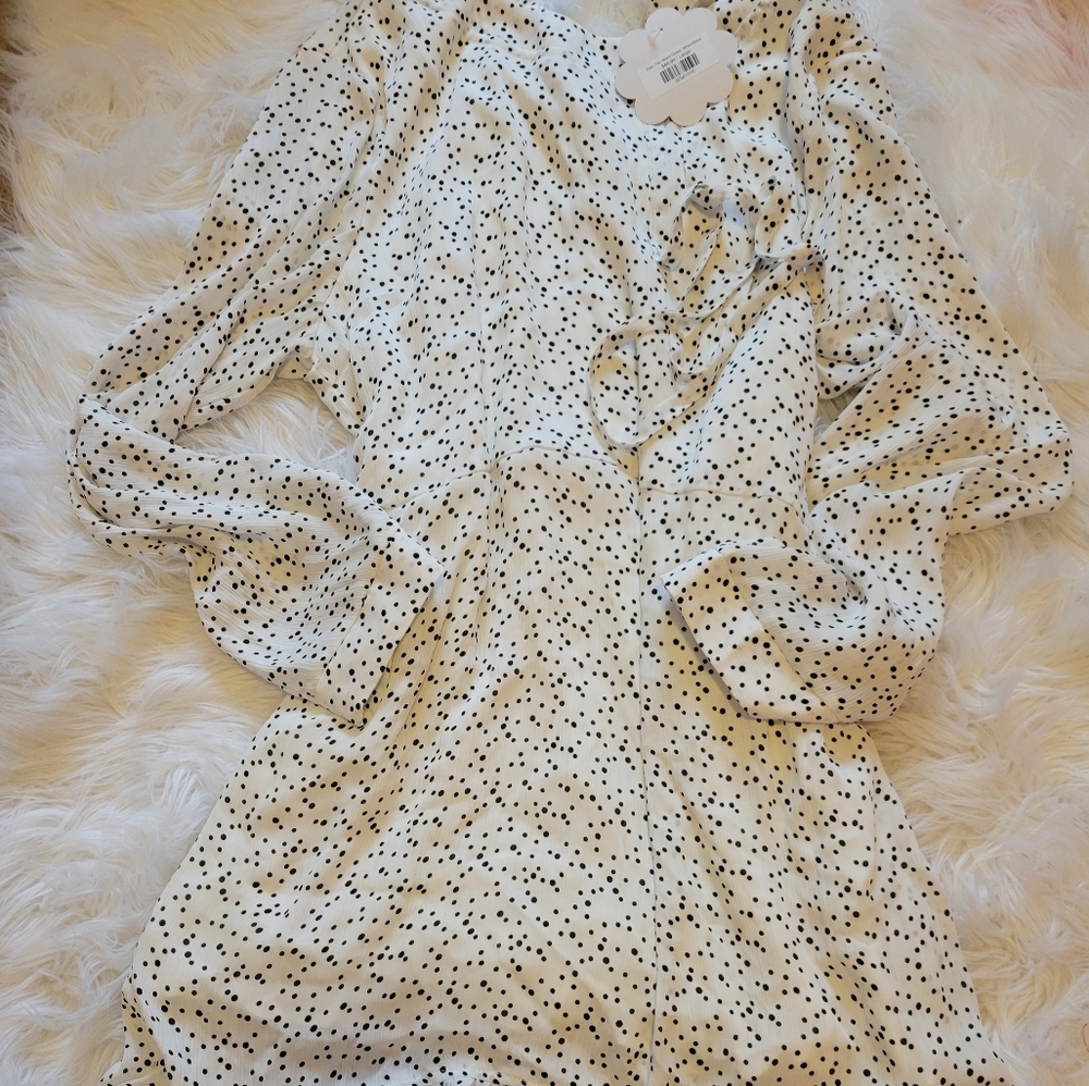 Hope's polka dot dress